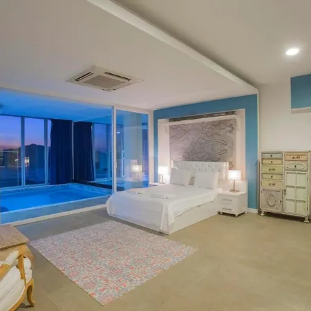 Vila Sleeps 11 Pool Air Con Wifi *