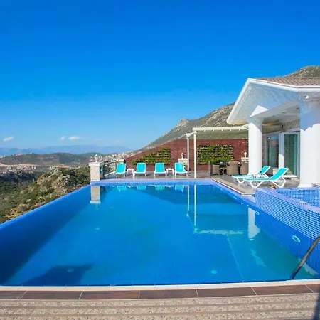 Vila Sleeps 11 Pool Air Con Wifi