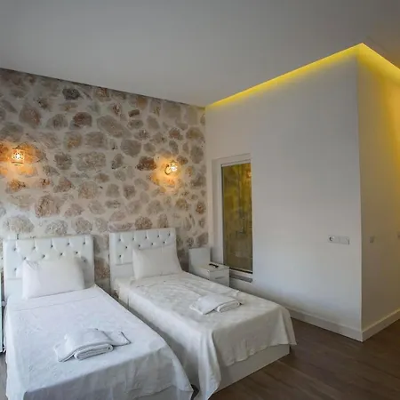 Sleeps 11 Pool Air Con Wifi Kalkan