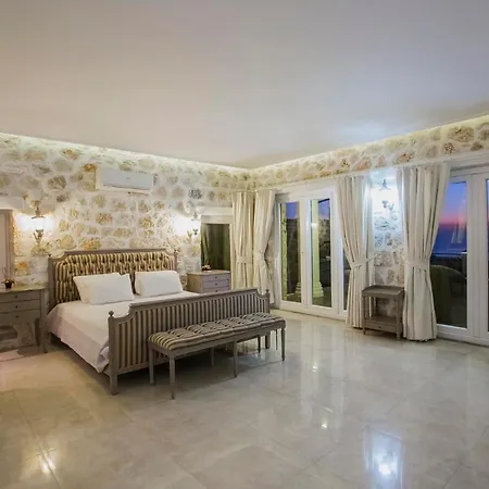 Villa Sleeps 11 Pool Air Con Wifi Kalkan