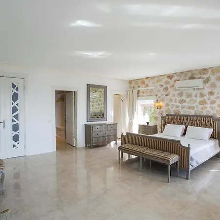 Sleeps 11 Pool Air Con Wifi Villa *