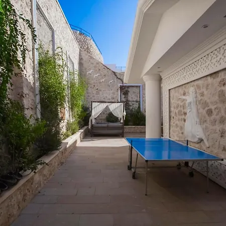 Sleeps 11 Pool Air Con Wifi